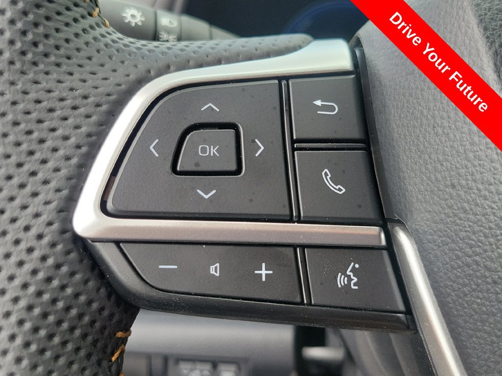 Used 2026 Toyota Sienna XLE Woodland Edition AWD/4WD image 5