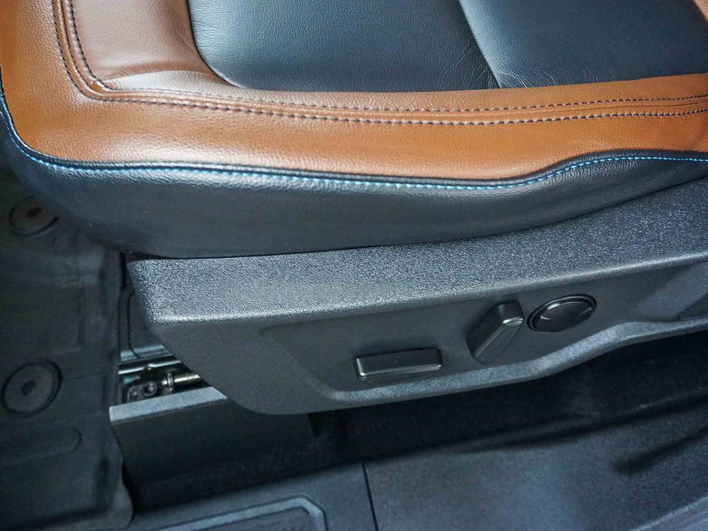 Used 2024 Ford Bronco Outer Banks image 20