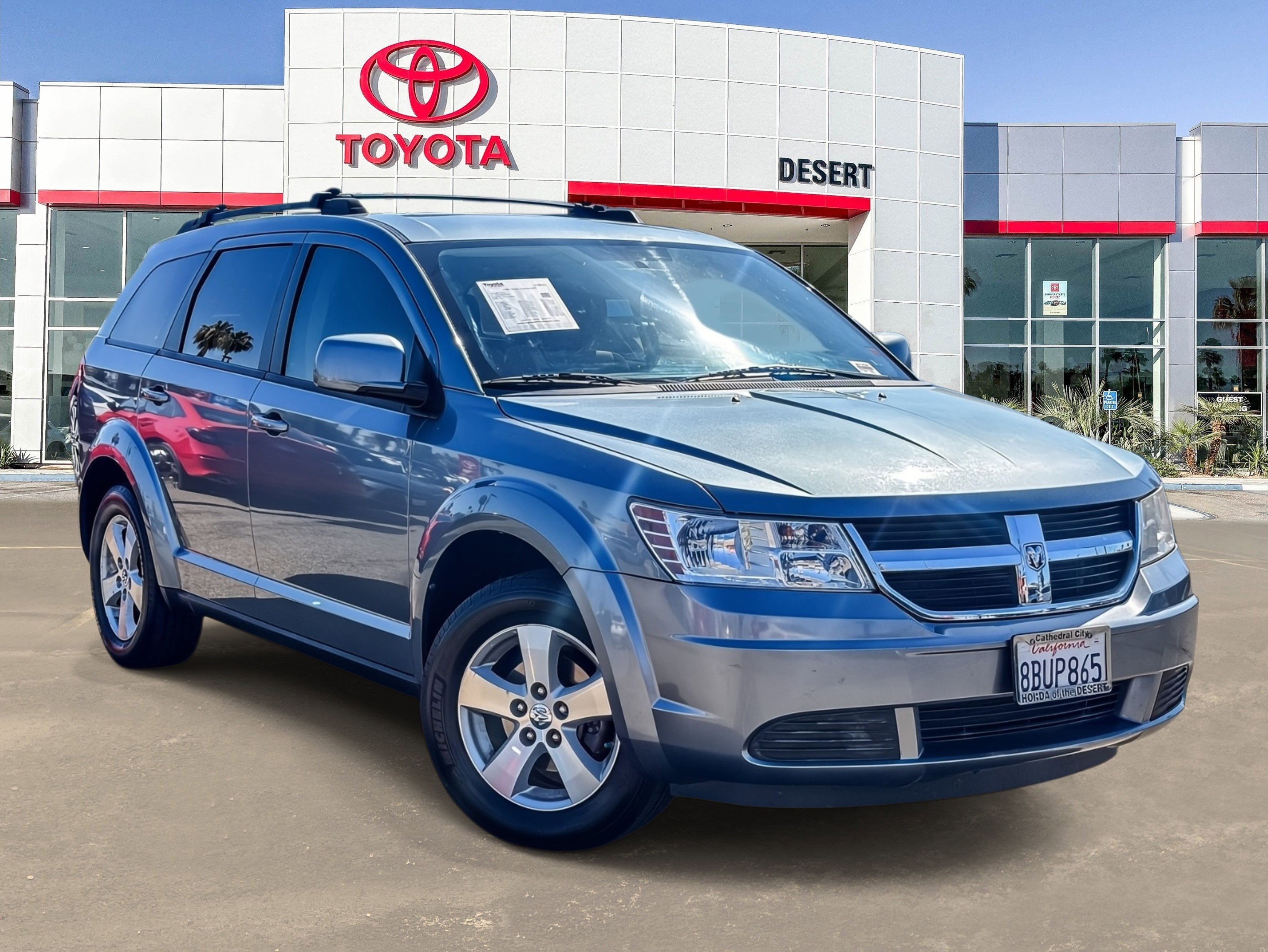 Used 2009 Dodge Journey SXT w/ Flexible Seating Group