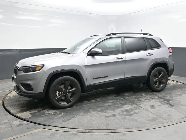 Used 2019 Jeep Cherokee Latitude Plus image 3