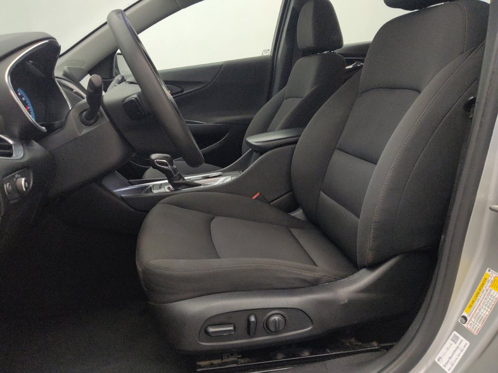 Used 2021 Chevrolet Malibu LT FWD image 17