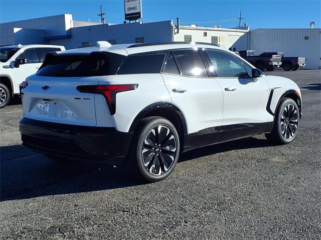 Used 2024 Chevrolet Blazer EV RS image 16