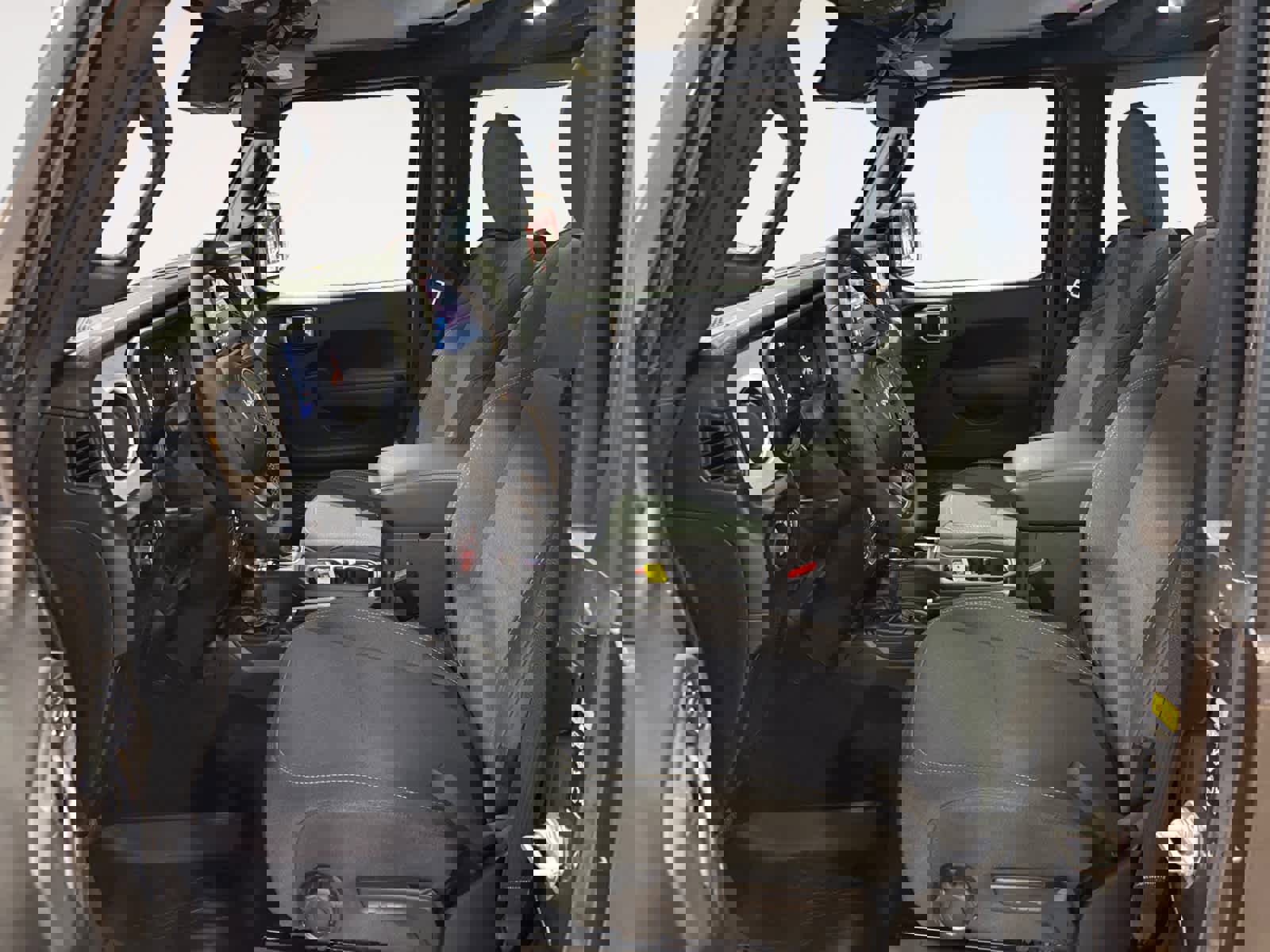 Used 2025 Jeep Wrangler Sport image 9