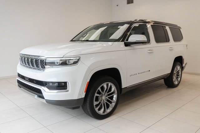 Used 2022 Jeep Grand Wagoneer Series II w/ Flexible Seating Group AWD/4WD image 8