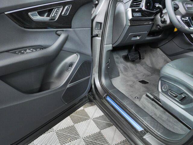 New 2026 Audi Q7 2.0T Premium AWD/4WD image 9