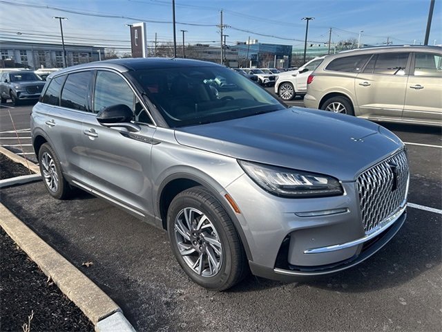 Used 2024 Lincoln Corsair AWD w/ Equipment Group 101A image 2