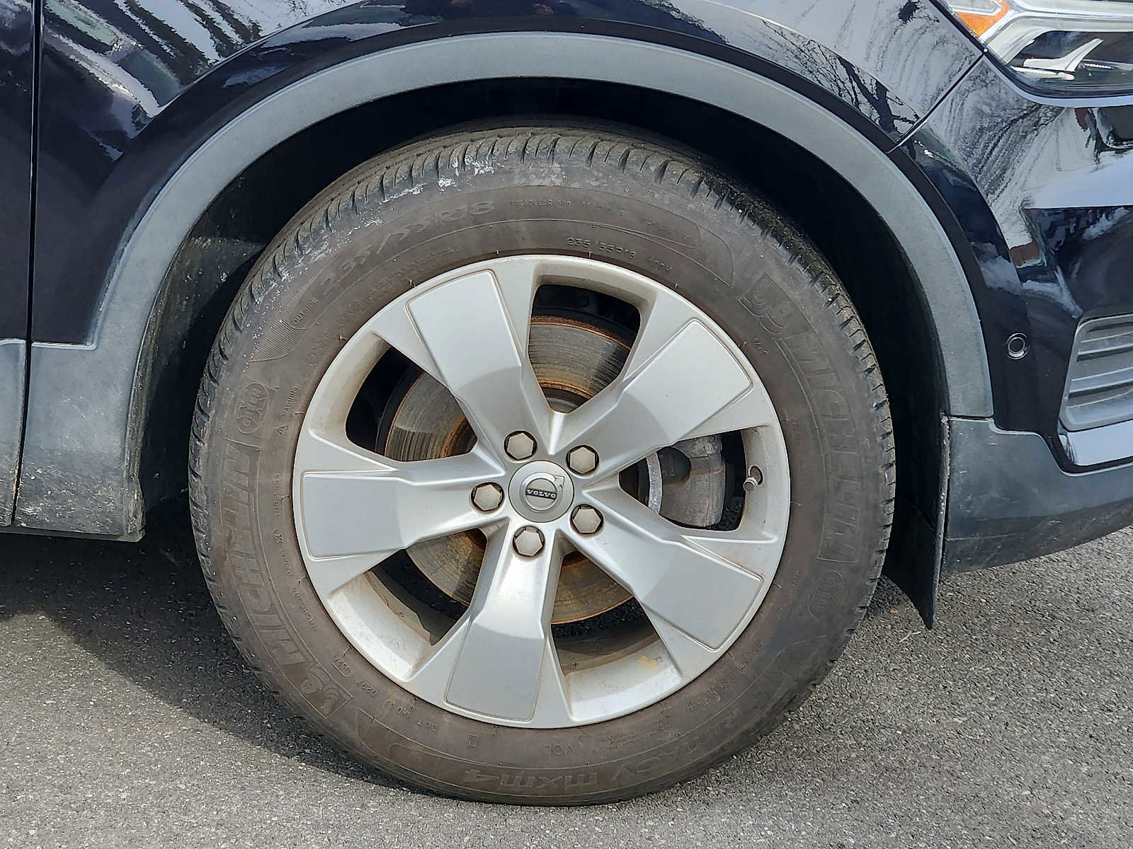 Used 2019 Volvo XC40 T5 Momentum image 8