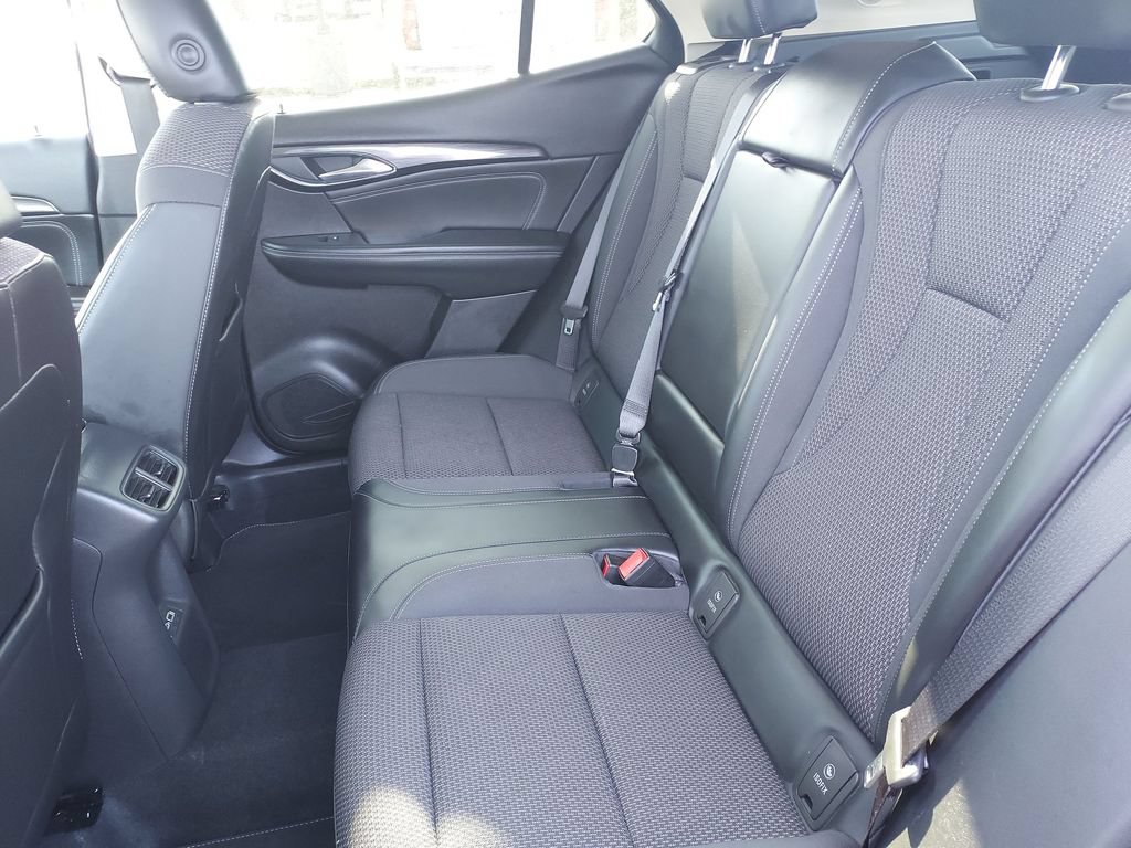 Used 2022 Buick Envision Preferred FWD image 27
