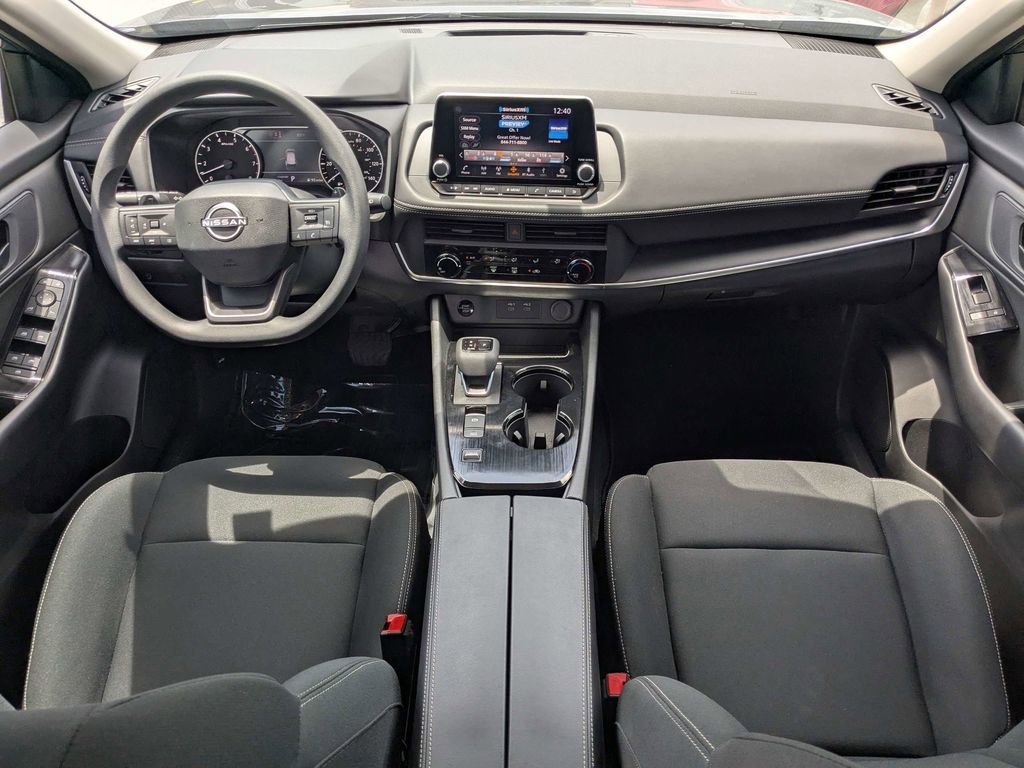 Used 2026 Nissan Rogue S FWD image 14