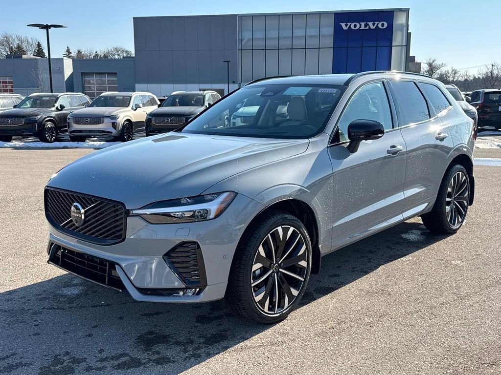 New 2026 Volvo XC60 B5 Ultra w/ Climate Package