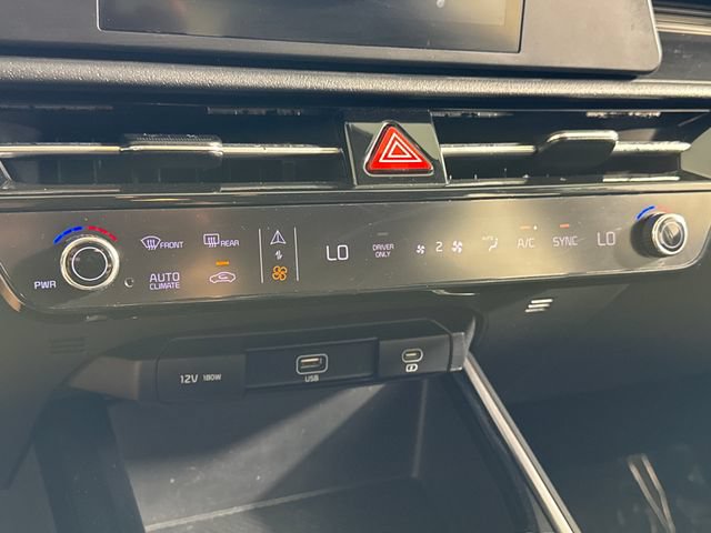 Used 2023 Kia Niro LX FWD image 60
