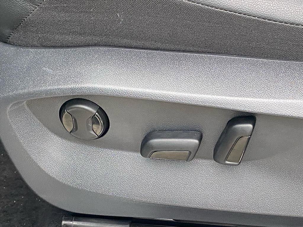 Certified 2024 Volkswagen Tiguan Wolfsburg Edition image 15