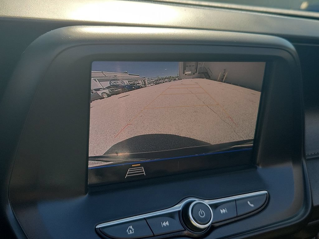 Used 2020 Chevrolet Camaro LT RWD image 11