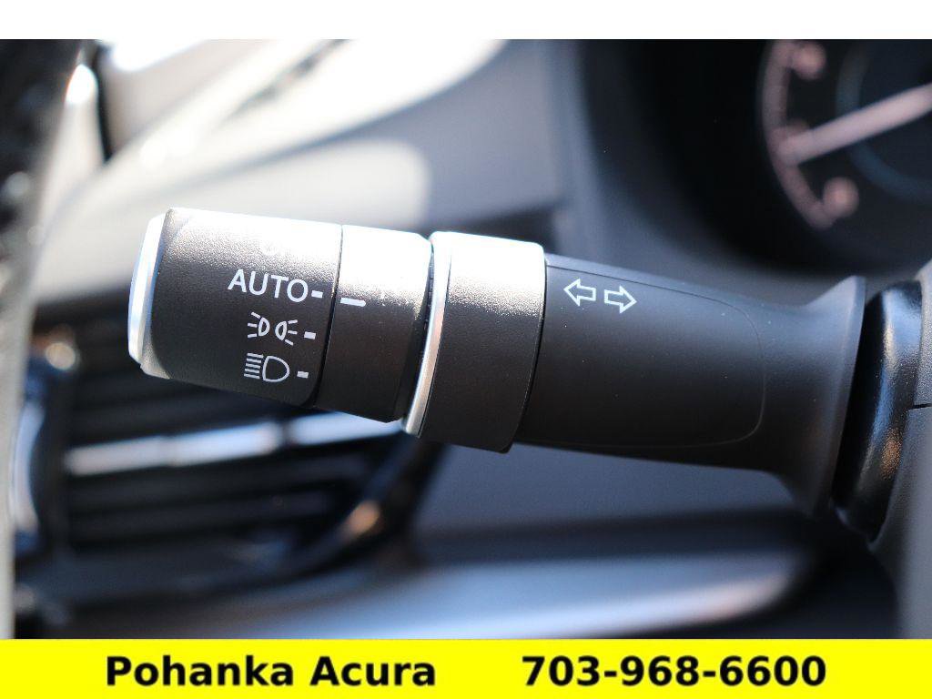 Used 2023 Acura RDX AWD image 11