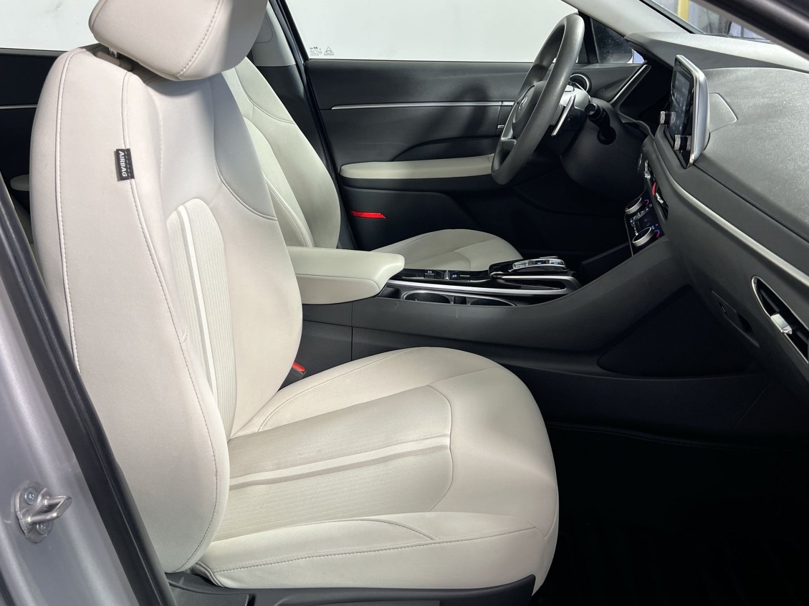 Used 2023 Hyundai Sonata Blue FWD image 28