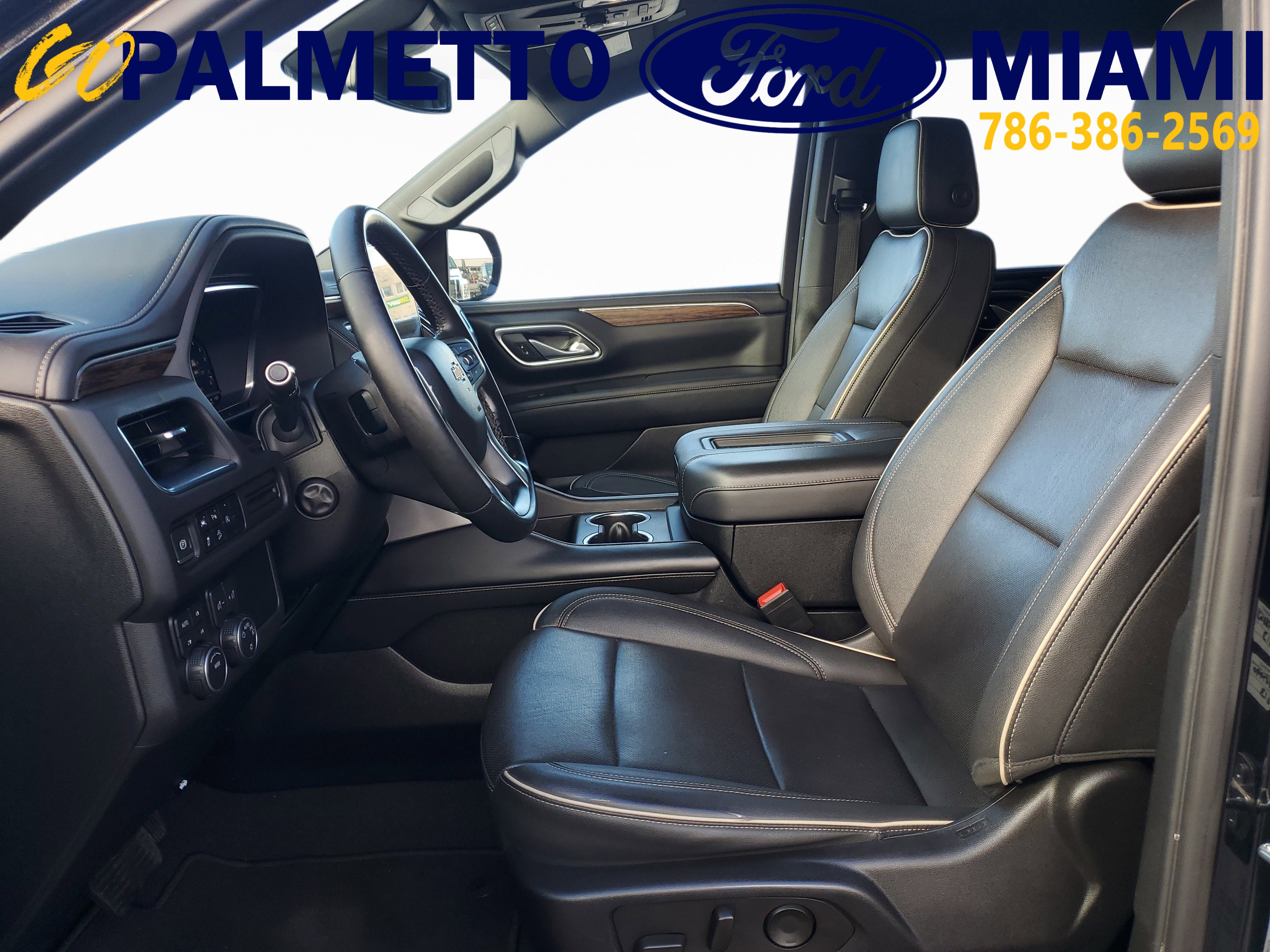 Used 2023 Chevrolet Suburban Premier image 14