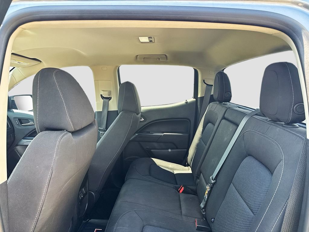 Used 2022 Chevrolet Colorado LT w/ Safety Package image 21
