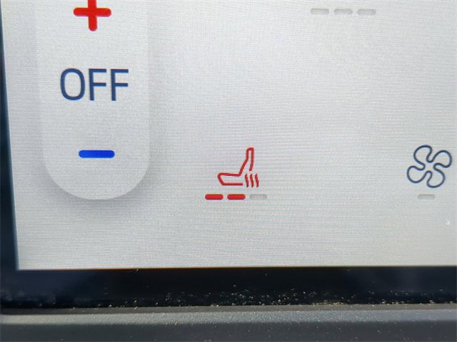 Used 2024 Ford Edge SEL image 26