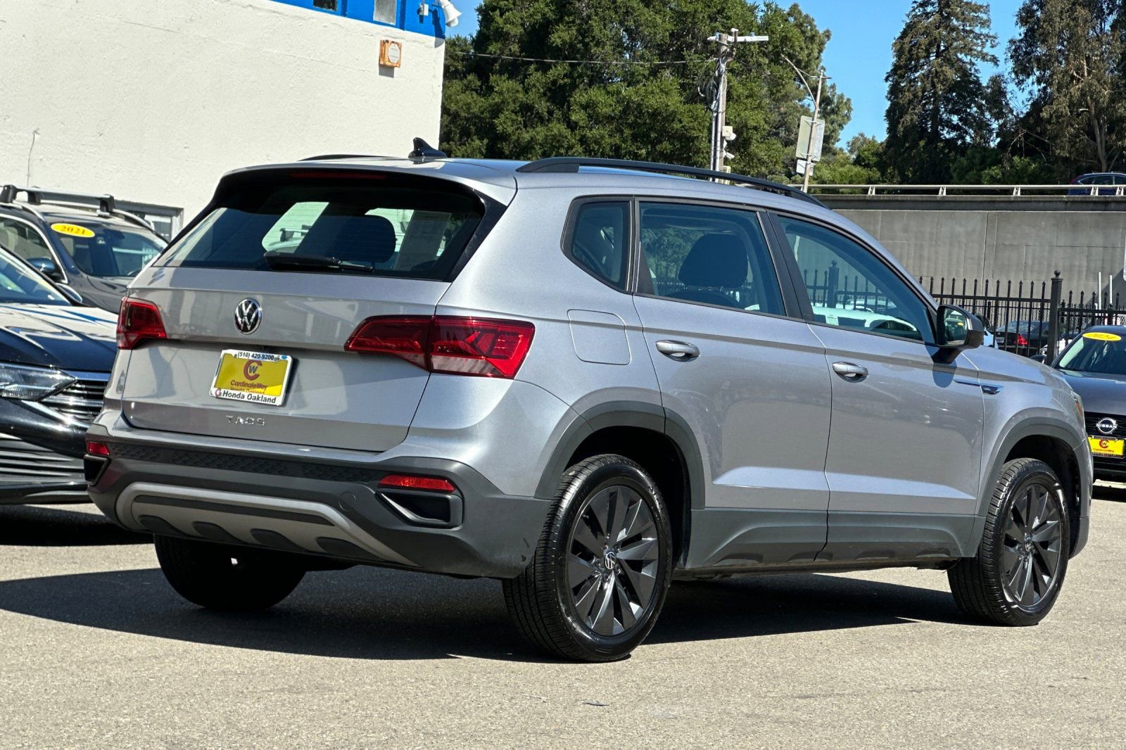 Used 2024 Volkswagen Taos S FWD image 4