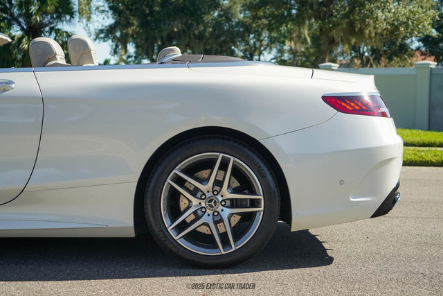 Used 2019 Mercedes-Benz S 560 Cabriolet image 5