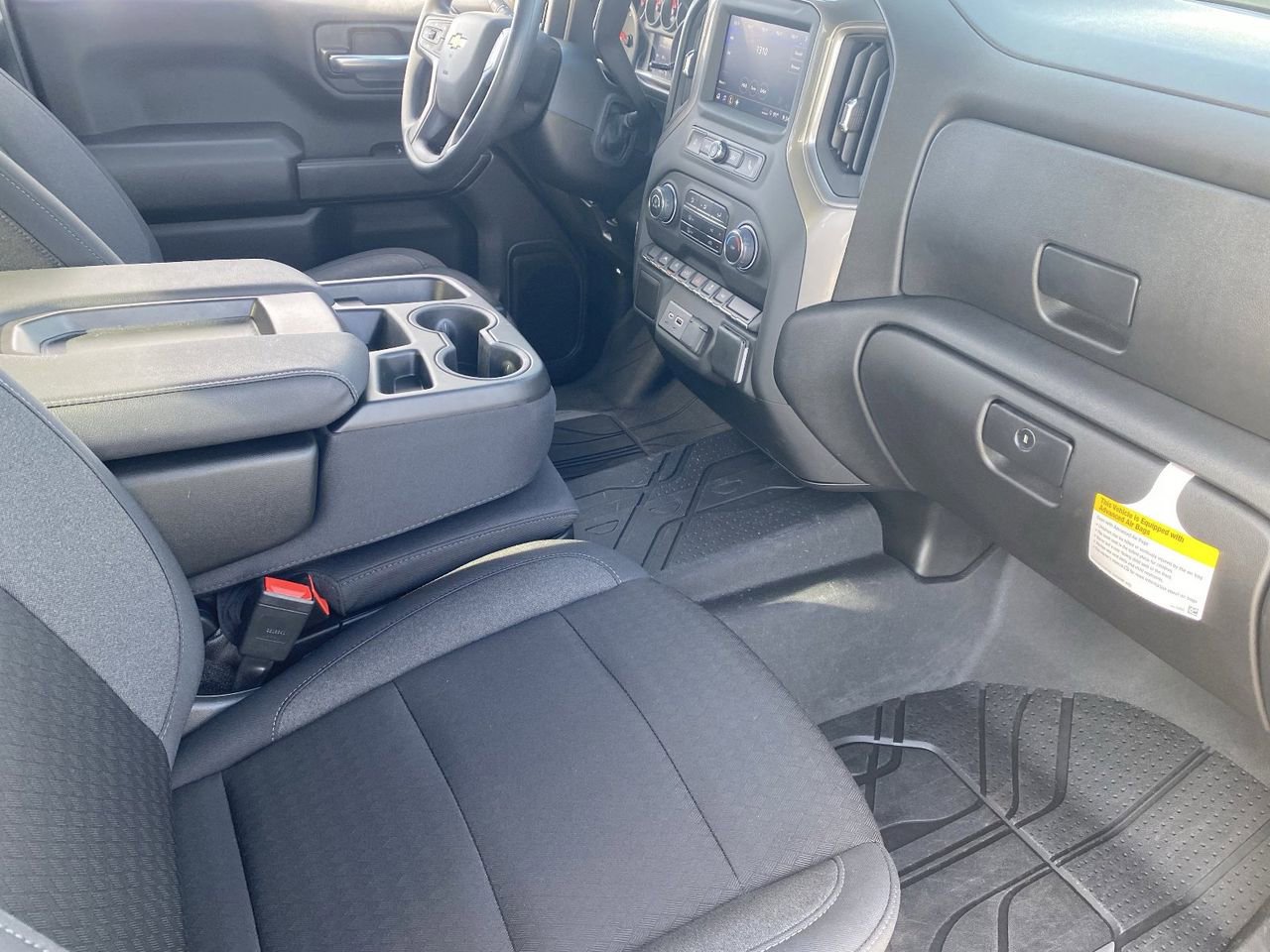 Used 2025 Chevrolet Silverado 1500 Custom image 10