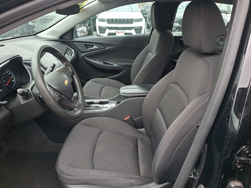 Used 2023 Chevrolet Malibu LT image 22