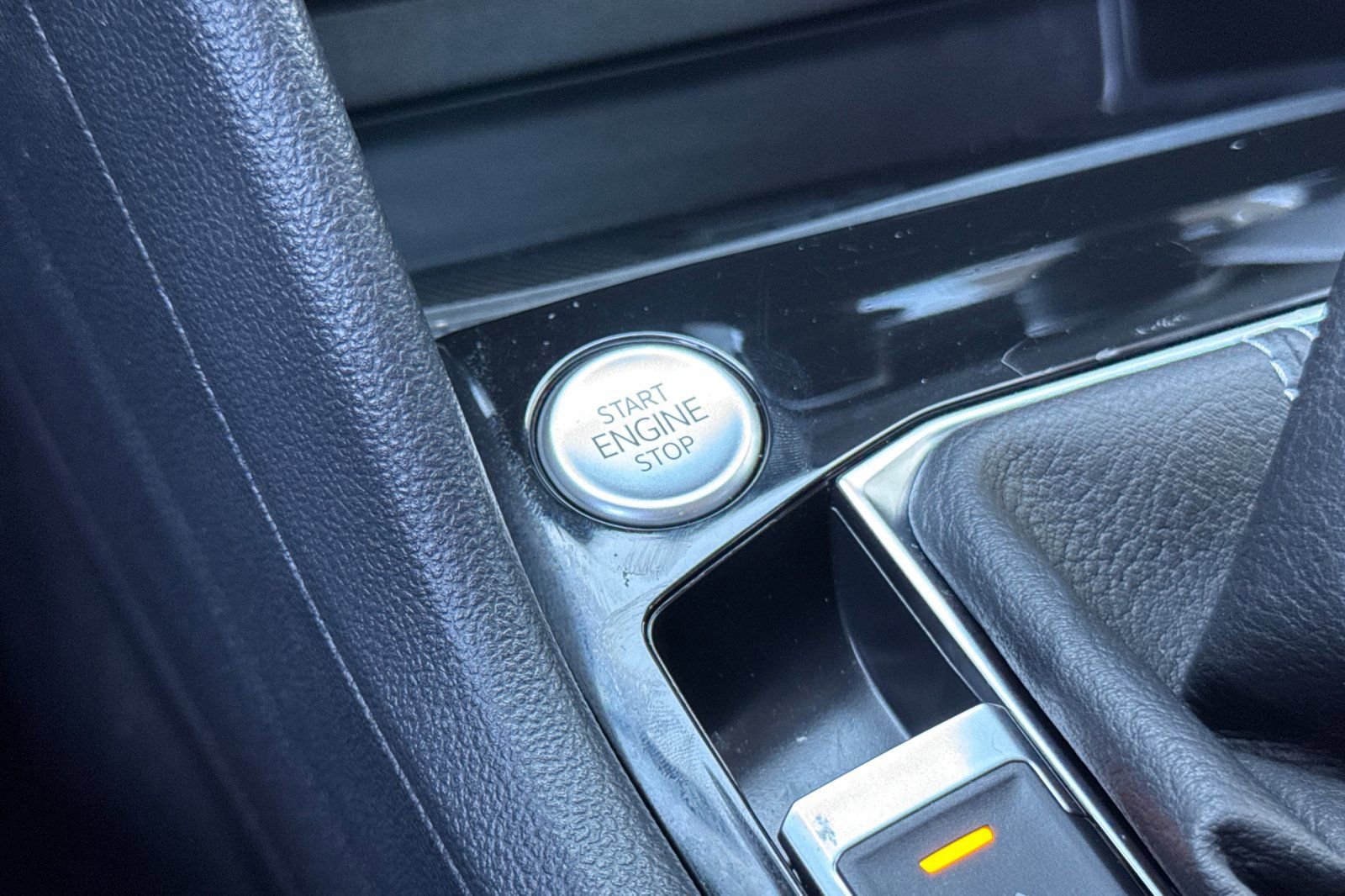 Used 2023 Volkswagen Taos SE image 22