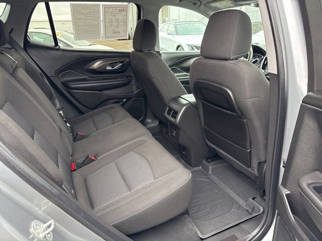 Used 2023 GMC Terrain SLE w/ Driver Convenience Package image 23