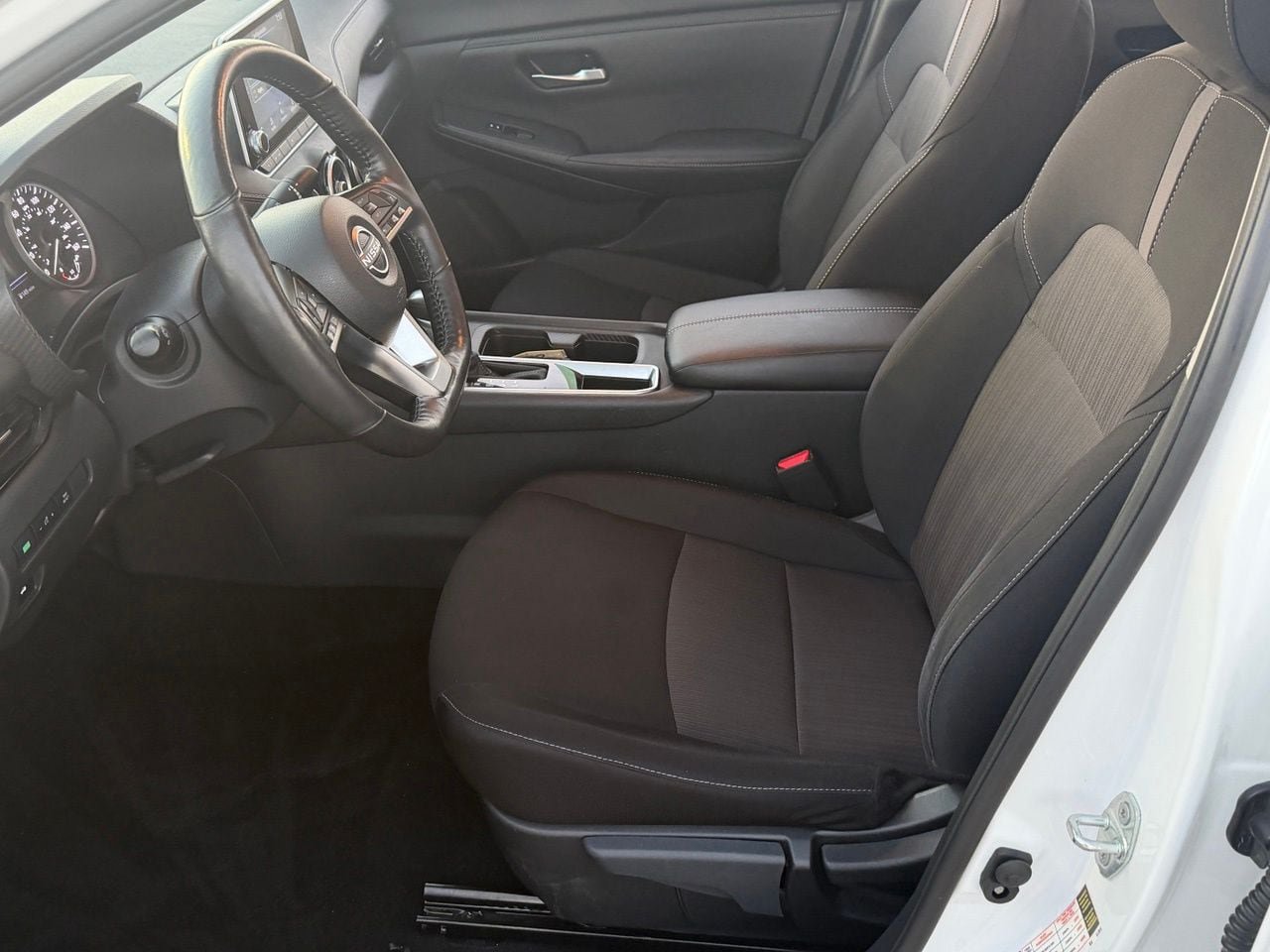 Certified 2025 Nissan Sentra SV w/ All-Weather Package FWD image 30