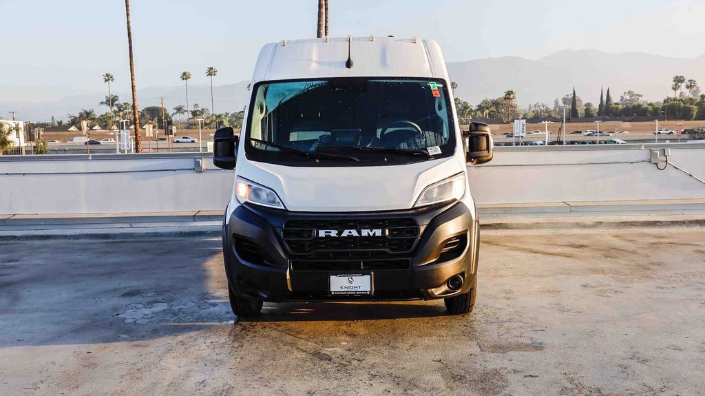 Used 2023 RAM ProMaster 2500 w/ Premium Convenience Group (B) FWD image 3