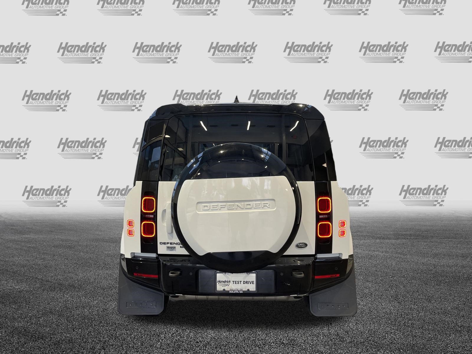 Used 2023 Land Rover Defender 110 X-Dynamic SE AWD/4WD image 9