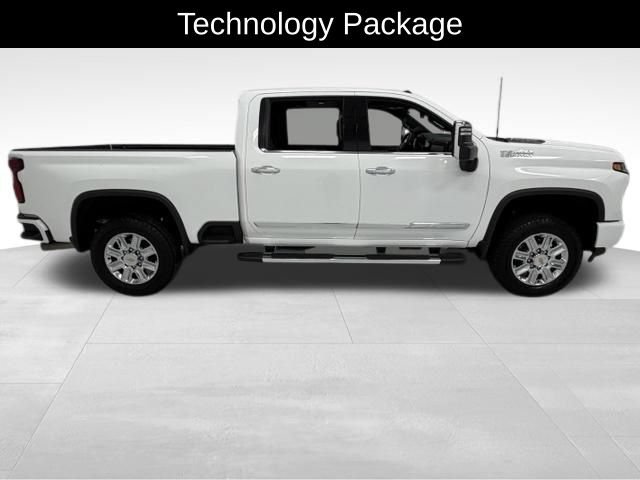 Certified 2024 Chevrolet Silverado 2500 High Country w/ High Country Premium Package AWD/4WD image 5