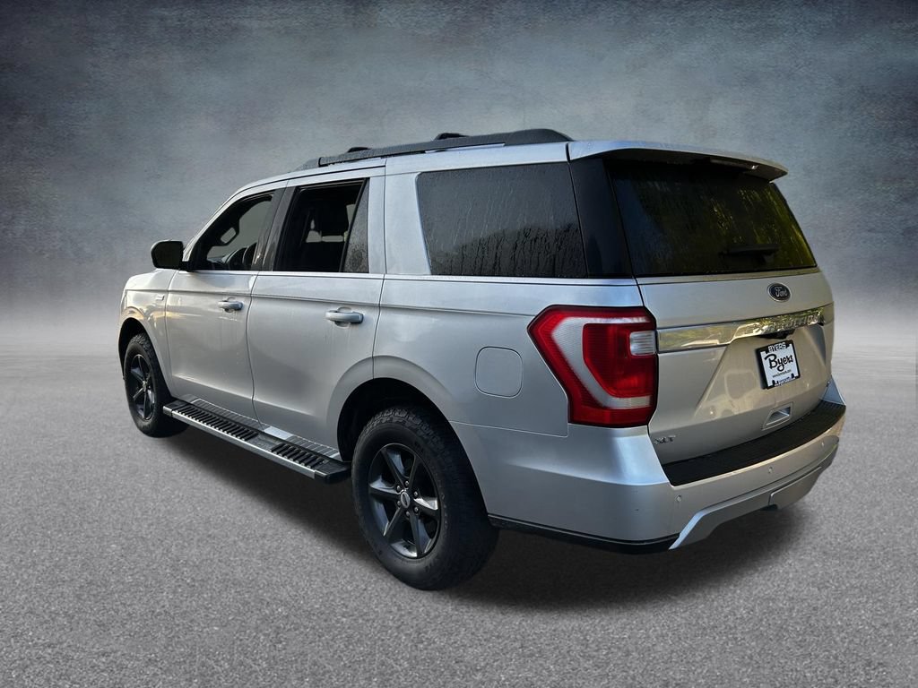 Used 2019 Ford Expedition XLT w/ Equipment Group 202A AWD/4WD image 6
