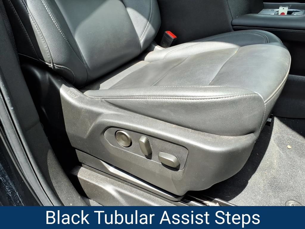 Certified 2024 Chevrolet Suburban Z71 w/ Off-Road Capability Package AWD/4WD image 32
