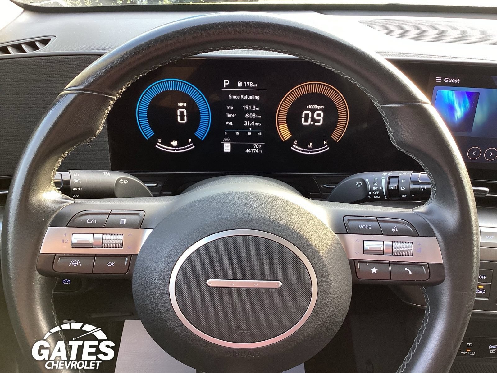 Used 2025 Hyundai Kona SEL FWD image 24