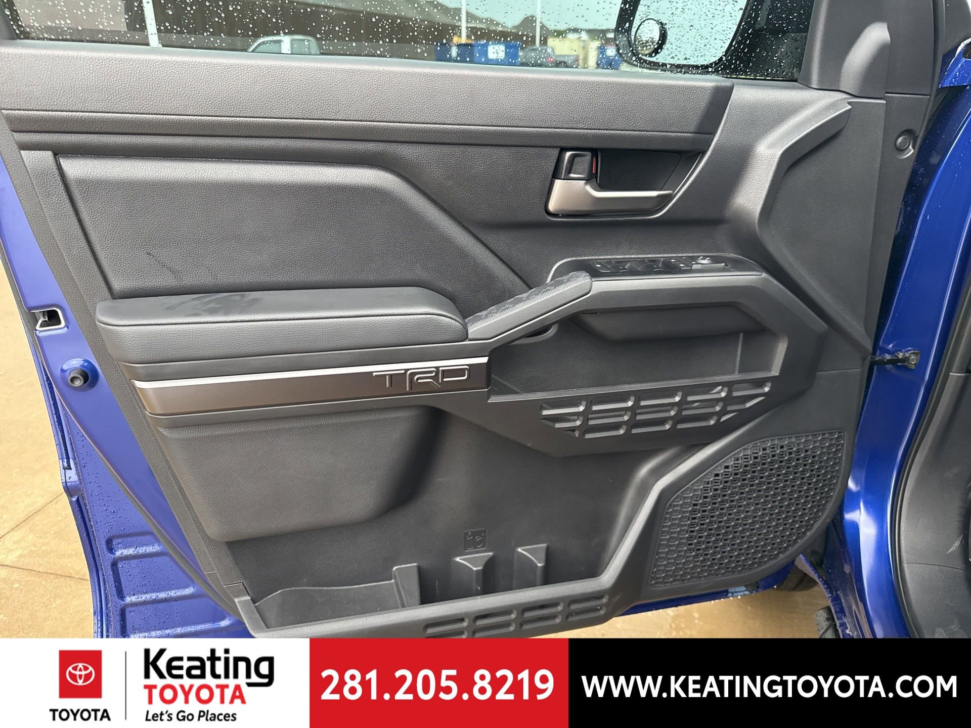 Certified 2025 Toyota Tacoma TRD Sport image 11