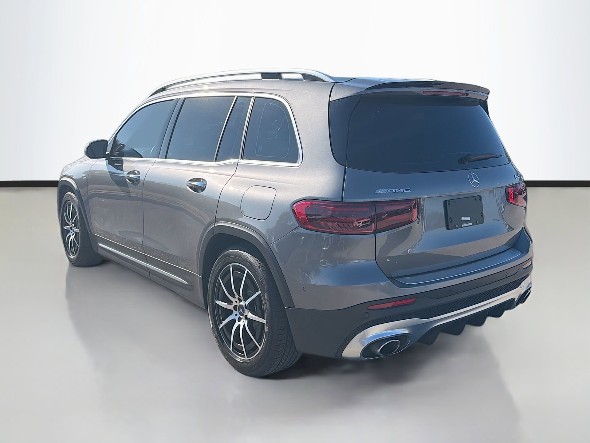 Used 2025 Mercedes-Benz GLB 35 AMG 4MATIC image 6