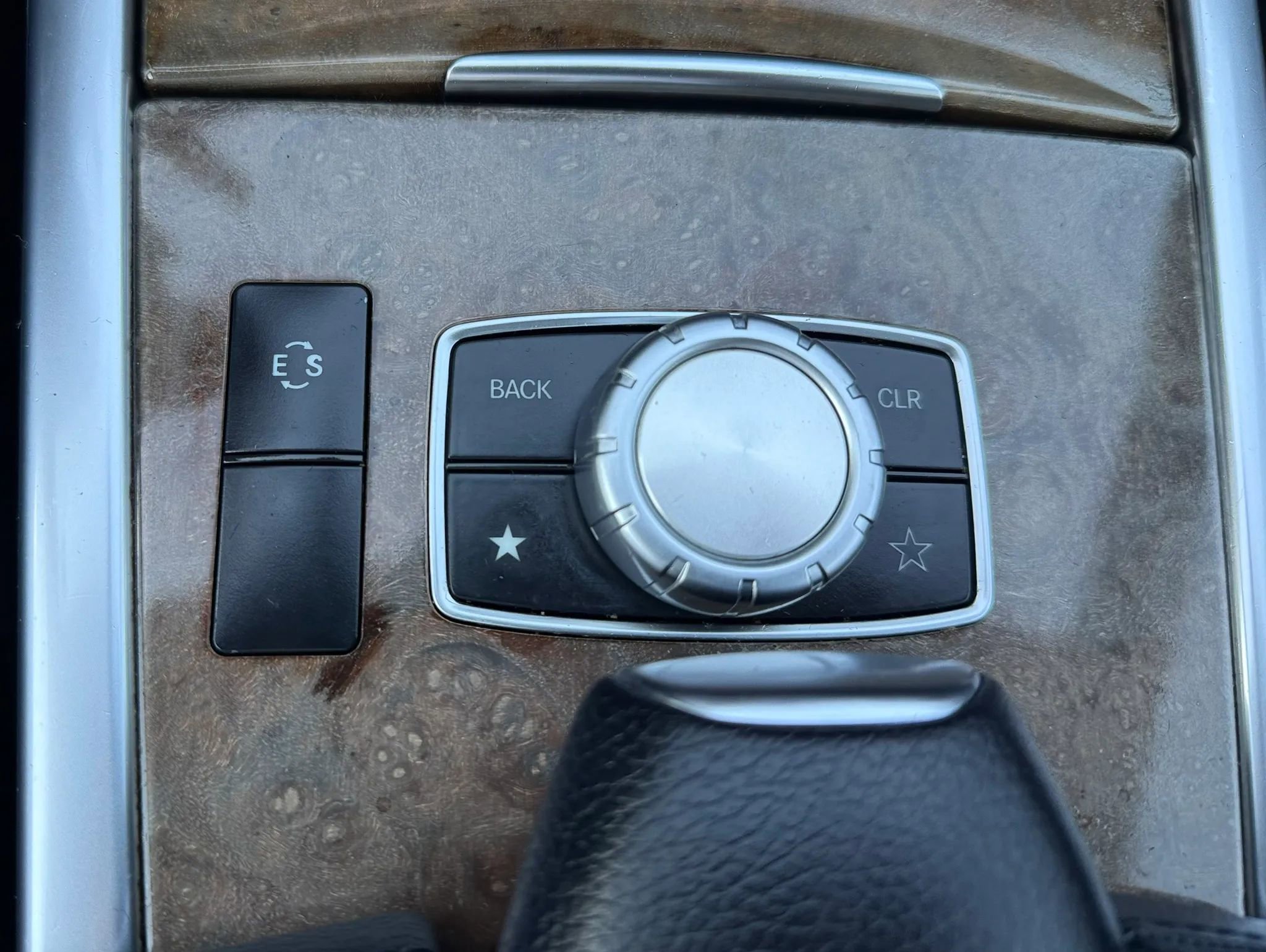 Used 2014 Mercedes-Benz E 350 4MATIC Sedan image 20