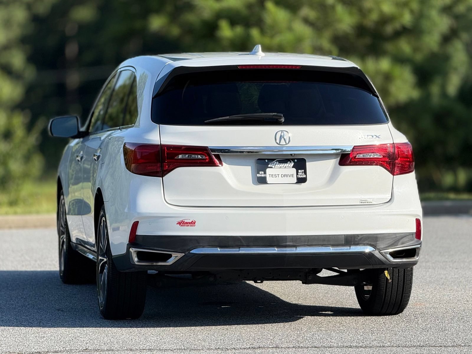 Used 2020 Acura MDX w/ Technology Package FWD image 4