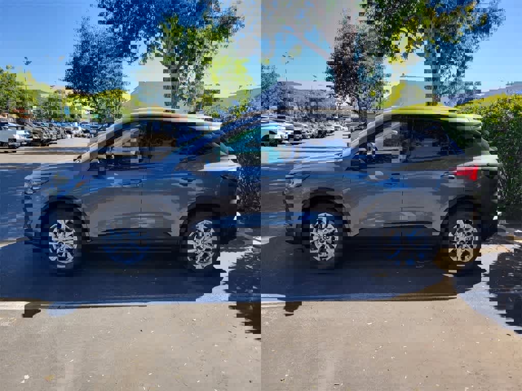 Used 2025 Ford Escape Active image 2