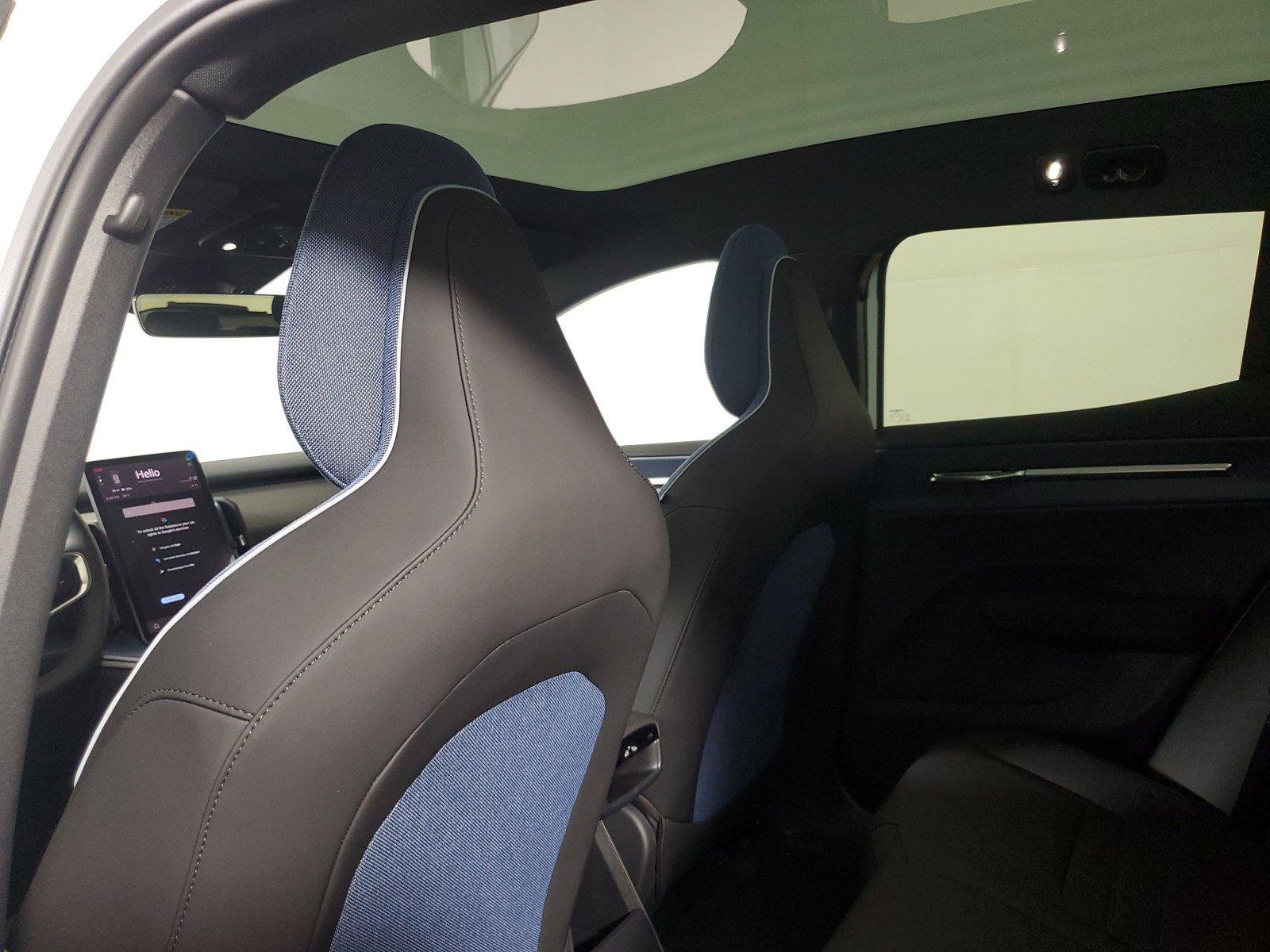 New 2026 Volvo EX30 Ultra AWD/4WD image 13