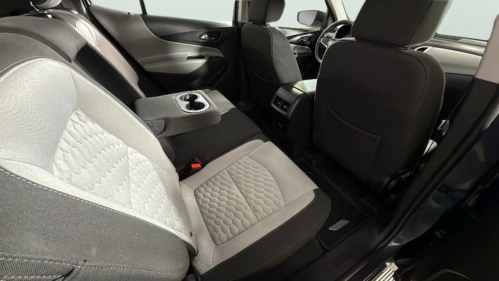 Used 2018 Chevrolet Equinox LS w/ LPO, Floor Liner Package image 31