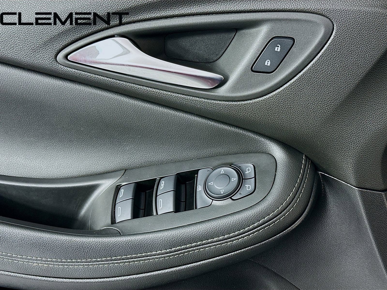 Used 2023 Buick Encore GX Preferred w/ Cold Weather Comfort Package image 25