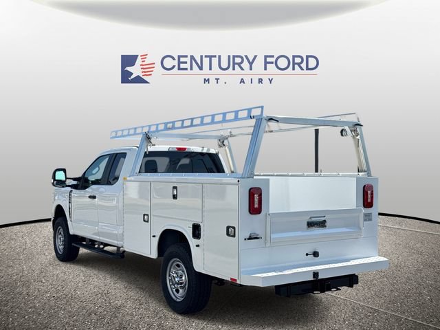 New 2026 Ford F350 XL w/ XL Chrome Package AWD/4WD image 4