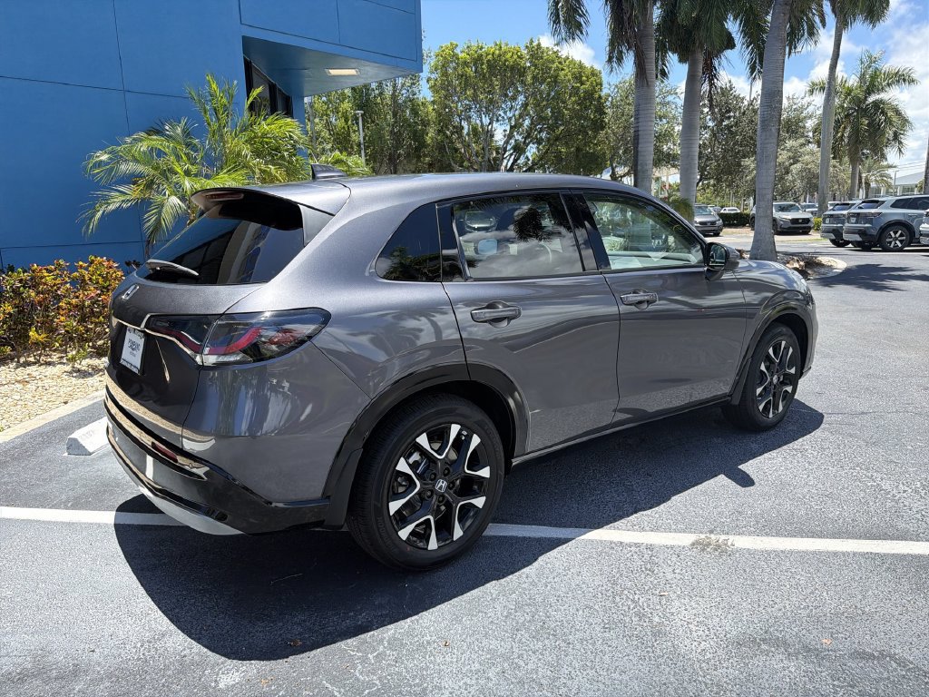 New 2027 Honda HR-V LX image 8