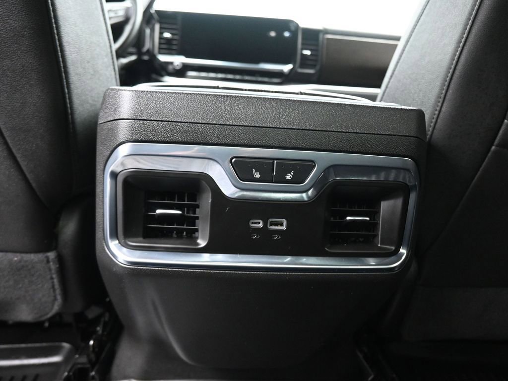 Used 2025 Chevrolet Silverado 2500 High Country image 43