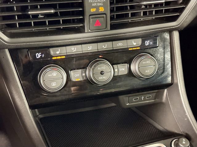 Used 2023 Volkswagen Jetta SE FWD image 30