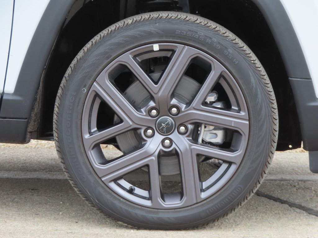 New 2026 Jeep Compass Limited w/ Sun, Sound & Navigation Group image 18