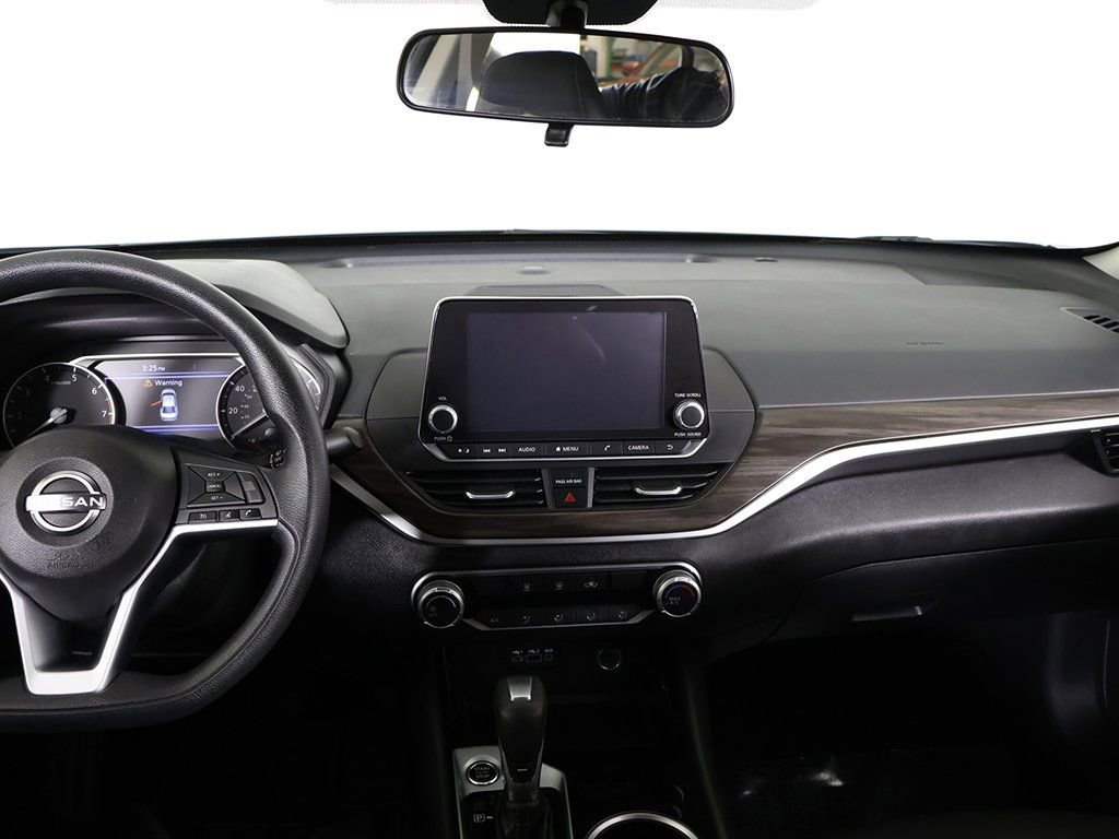 Used 2024 Nissan Altima 2.5 SV image 34