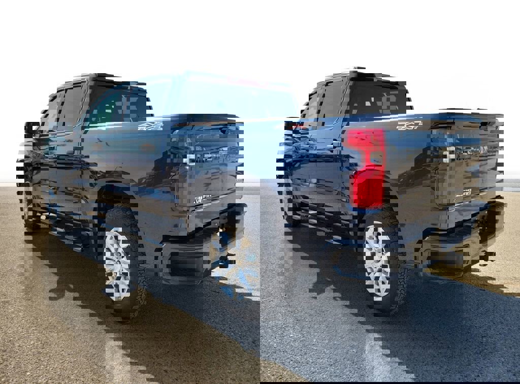 Certified 2020 Chevrolet Silverado 1500 Custom w/ Custom Value Package image 3